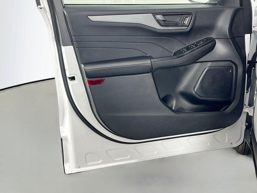 used 2025 Ford Escape car, priced at $23,700