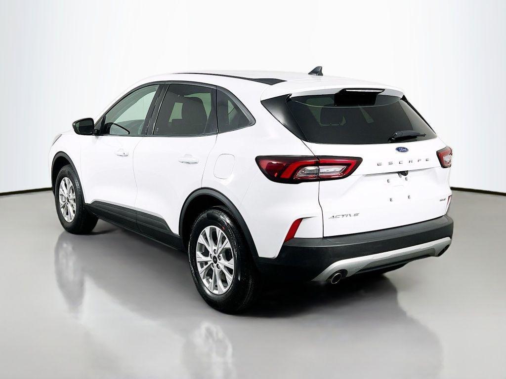 used 2025 Ford Escape car, priced at $23,700