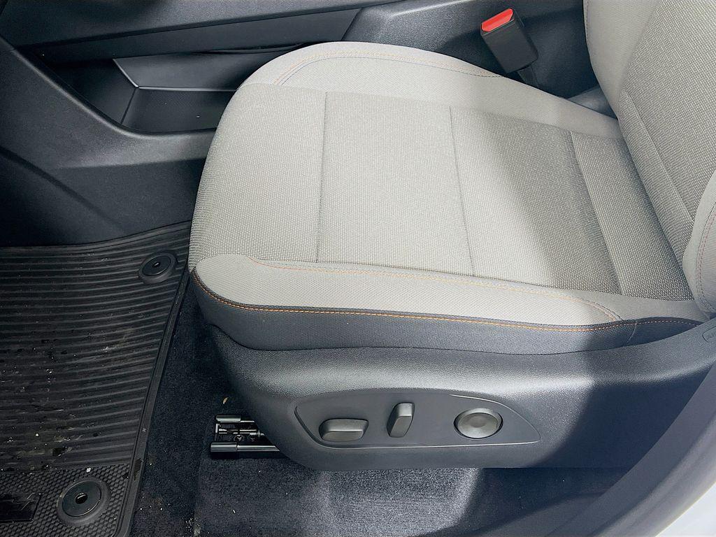 new 2026 Chevrolet Traverse car, priced at $42,067