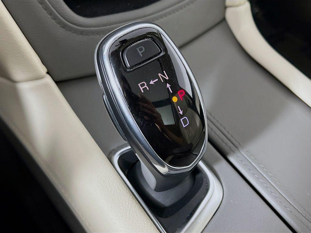 used 2018 Cadillac XT5 car, priced at $17,341