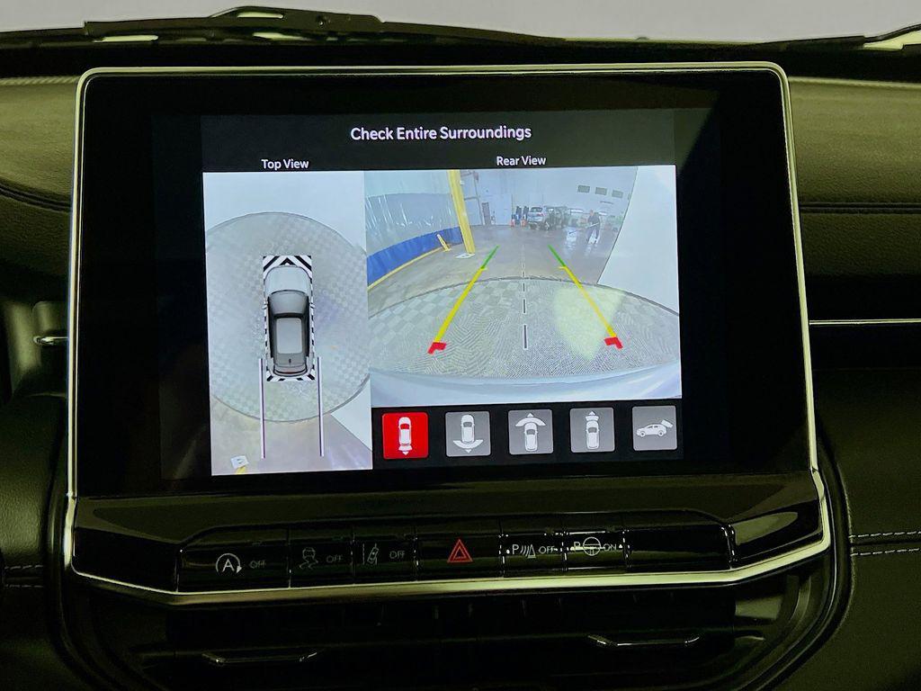 used 2023 Jeep Compass car, priced at $29,313