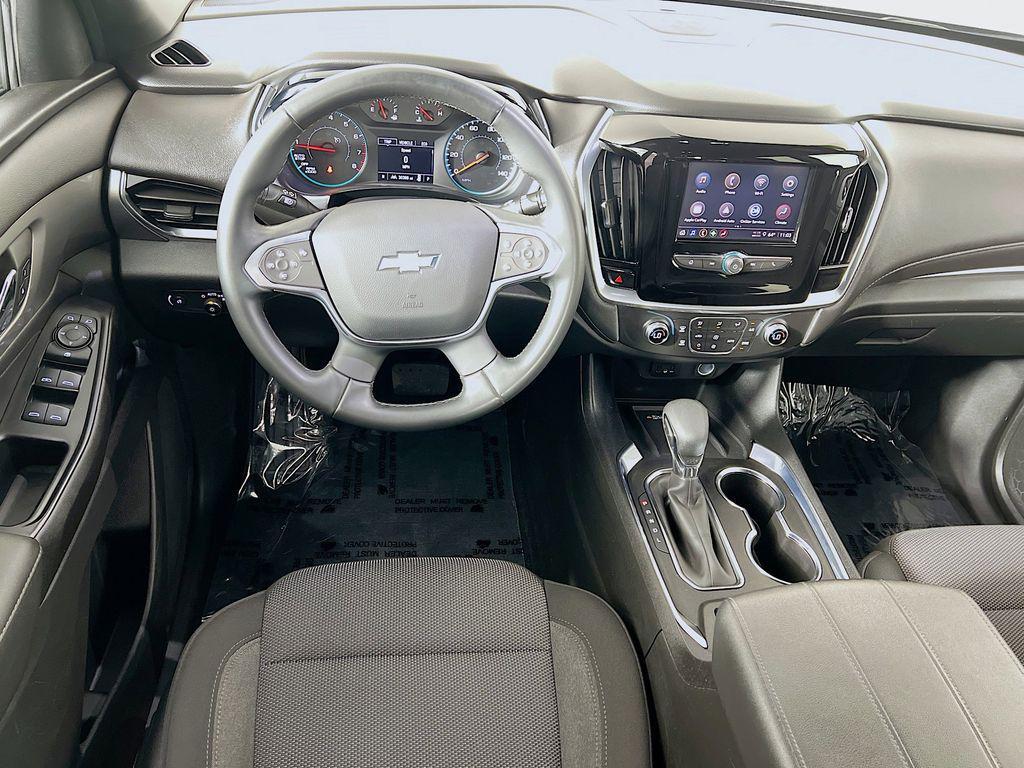 used 2023 Chevrolet Traverse car, priced at $30,413