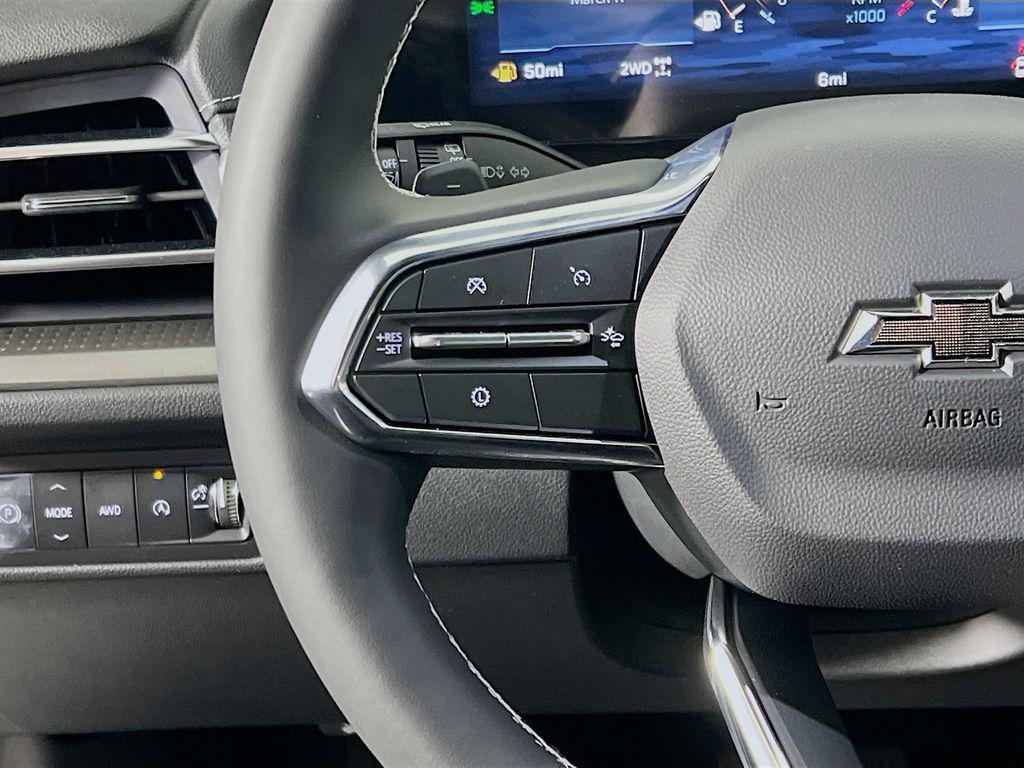 new 2026 Chevrolet Traverse car, priced at $47,611