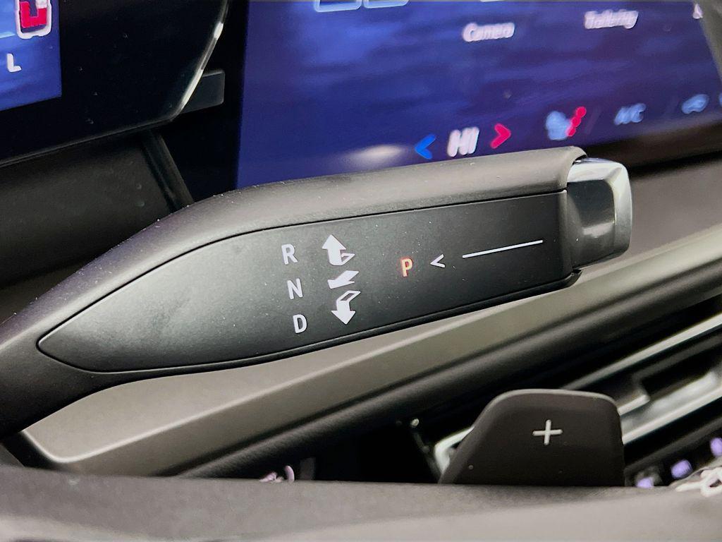 new 2026 Chevrolet Traverse car, priced at $47,611