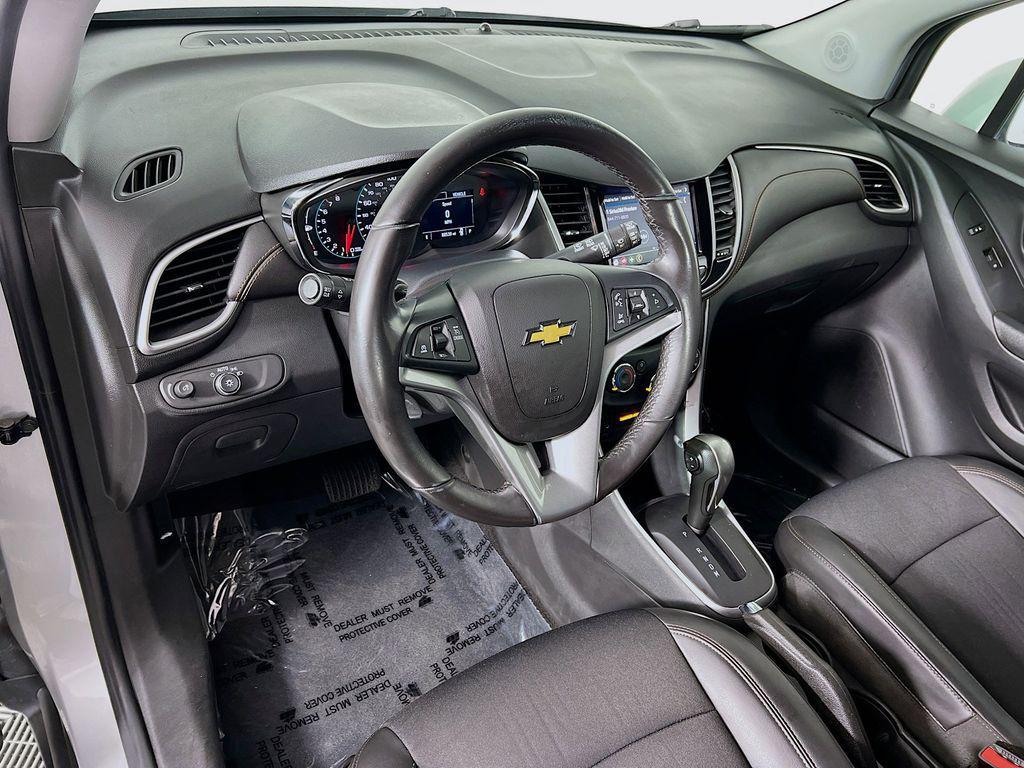 used 2022 Chevrolet Trax car, priced at $16,163