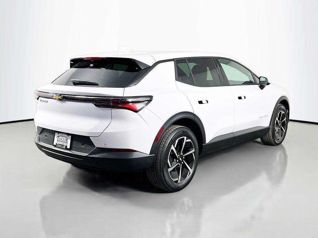 new 2026 Chevrolet Equinox EV car, priced at $29,495
