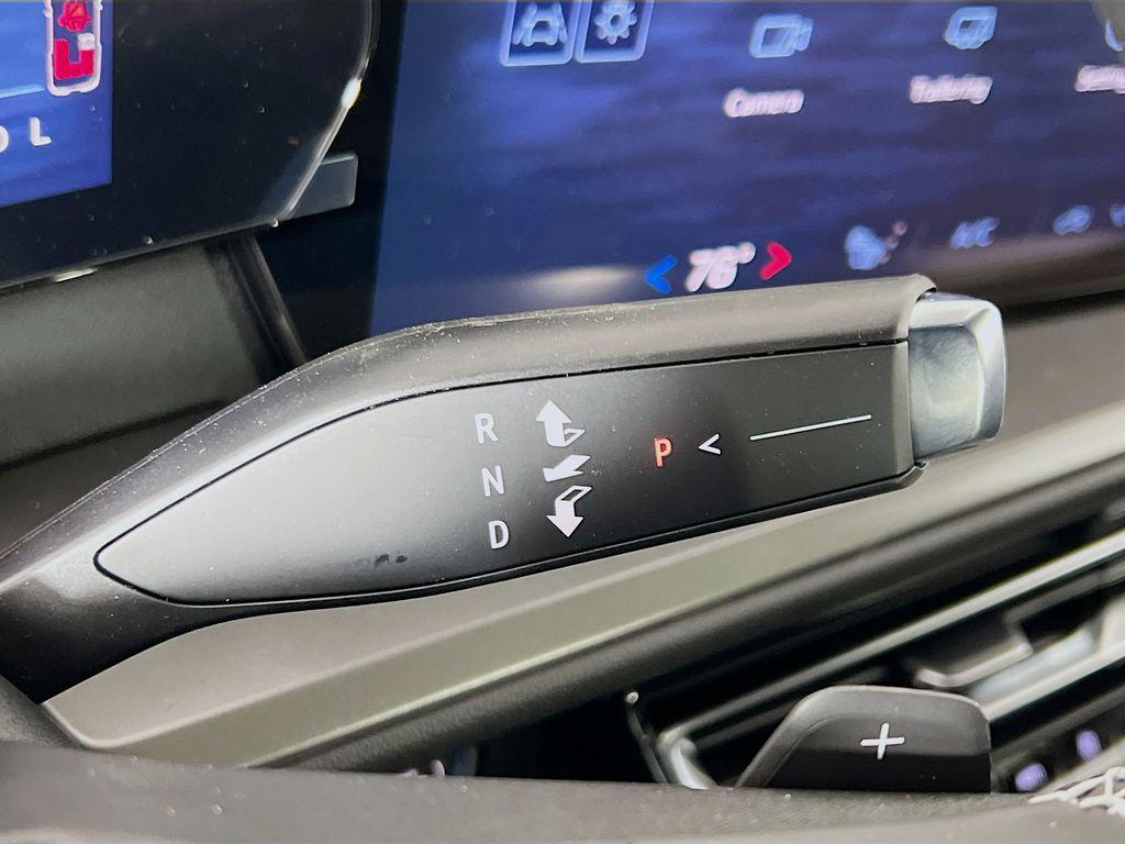 new 2026 Chevrolet Traverse car, priced at $38,934