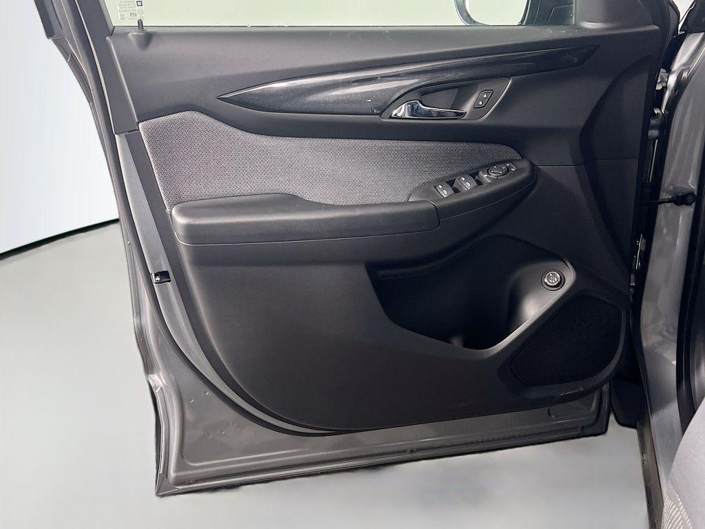 new 2025 Chevrolet TrailBlazer car, priced at $25,880