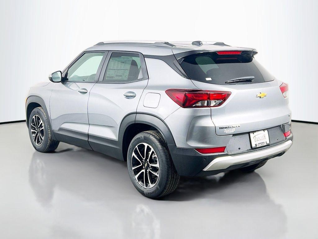 new 2025 Chevrolet TrailBlazer car, priced at $25,880