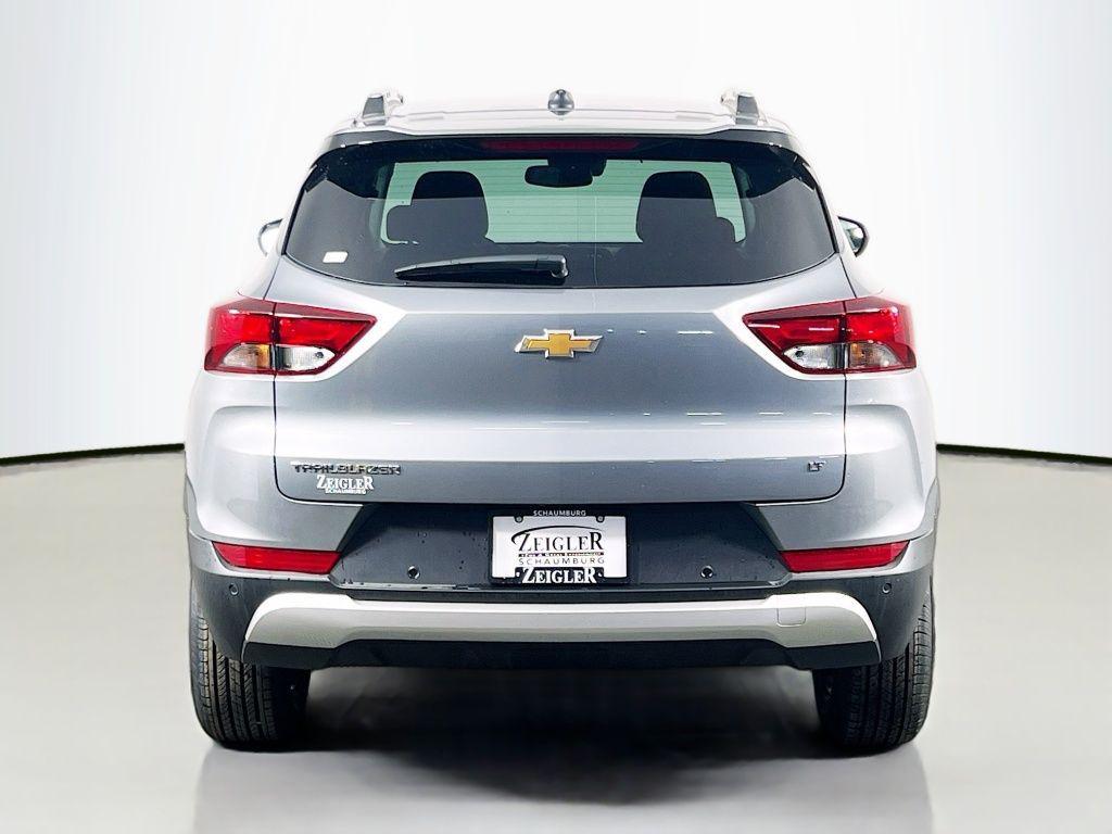 new 2025 Chevrolet TrailBlazer car, priced at $25,880