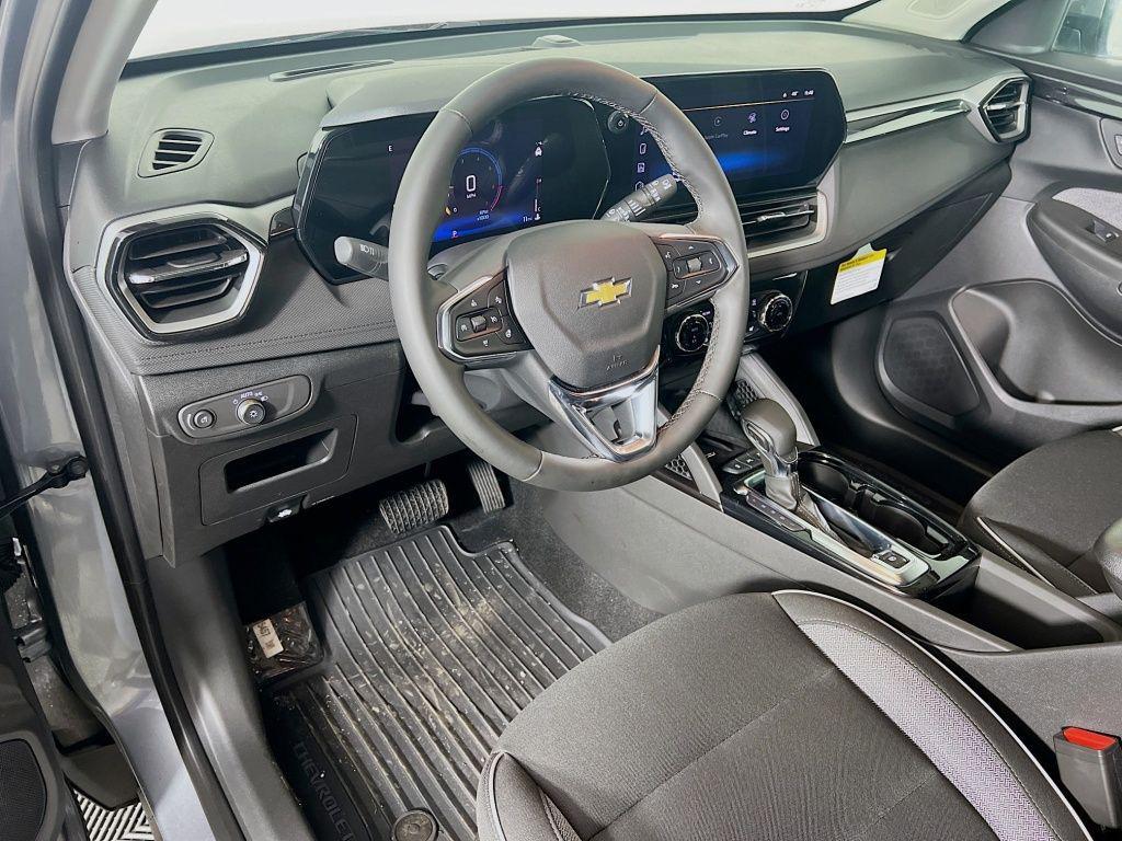 new 2025 Chevrolet TrailBlazer car, priced at $25,880