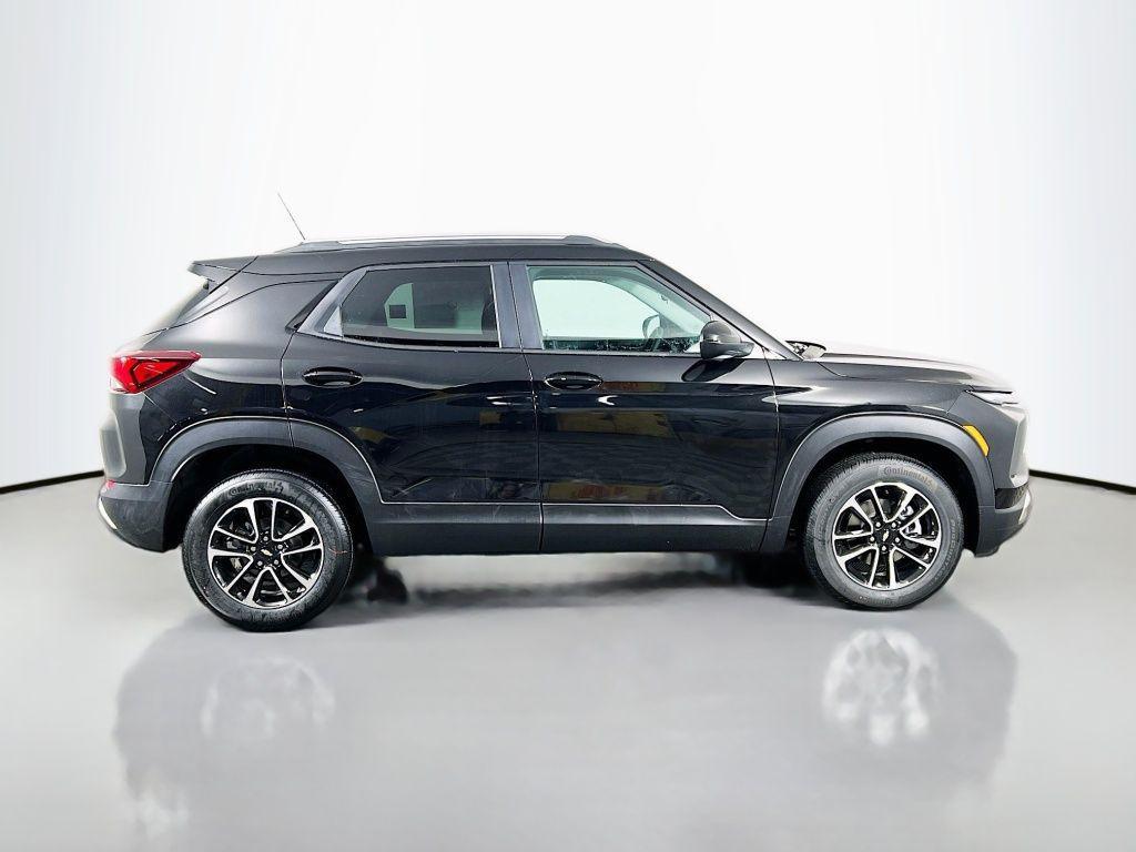 new 2026 Chevrolet TrailBlazer car, priced at $28,940