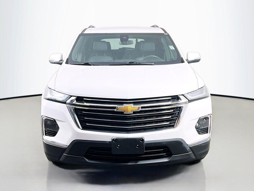used 2022 Chevrolet Traverse car, priced at $29,459