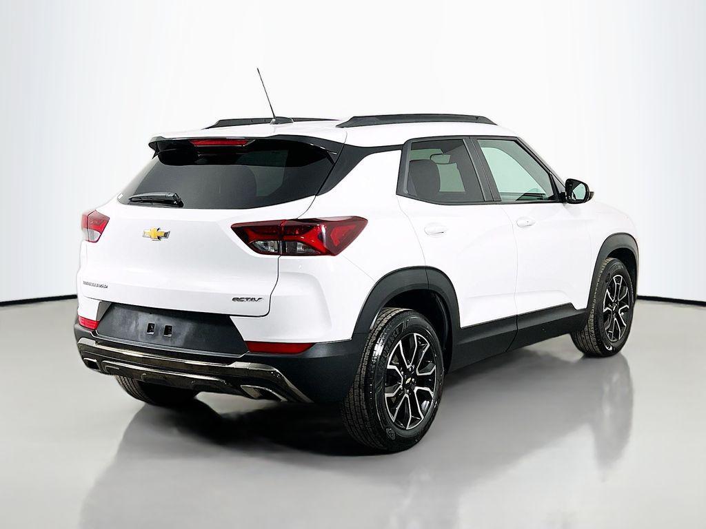 used 2023 Chevrolet TrailBlazer car, priced at $19,476