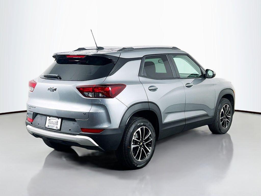 new 2026 Chevrolet TrailBlazer car, priced at $30,307