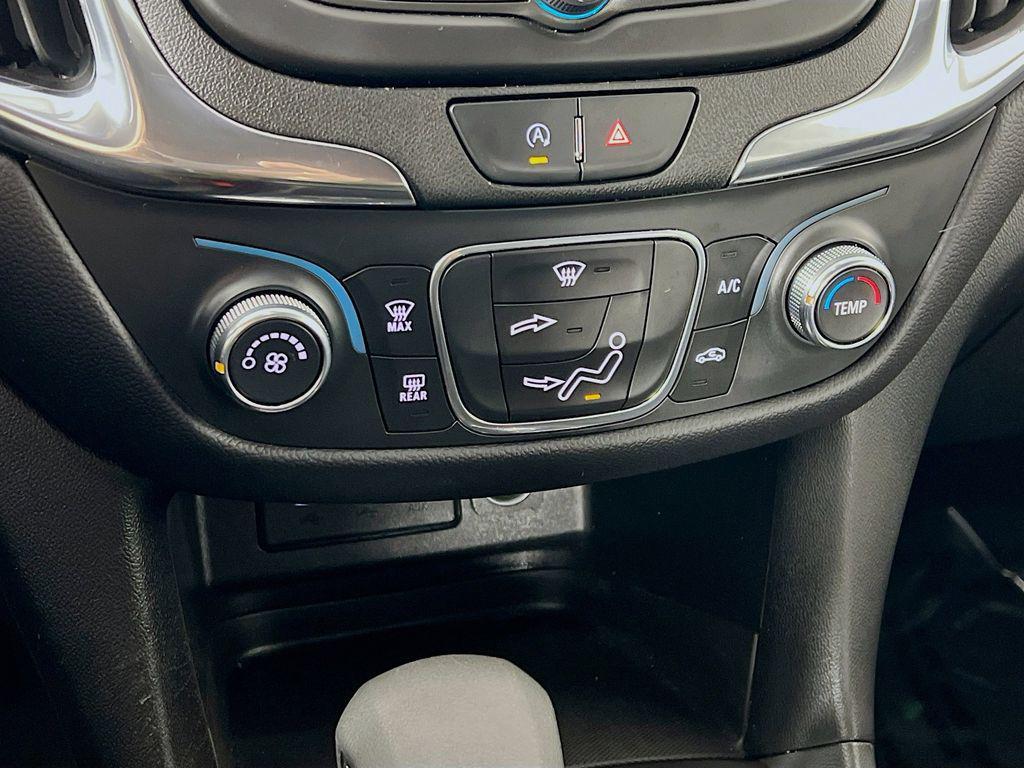 used 2022 Chevrolet Equinox car, priced at $16,813