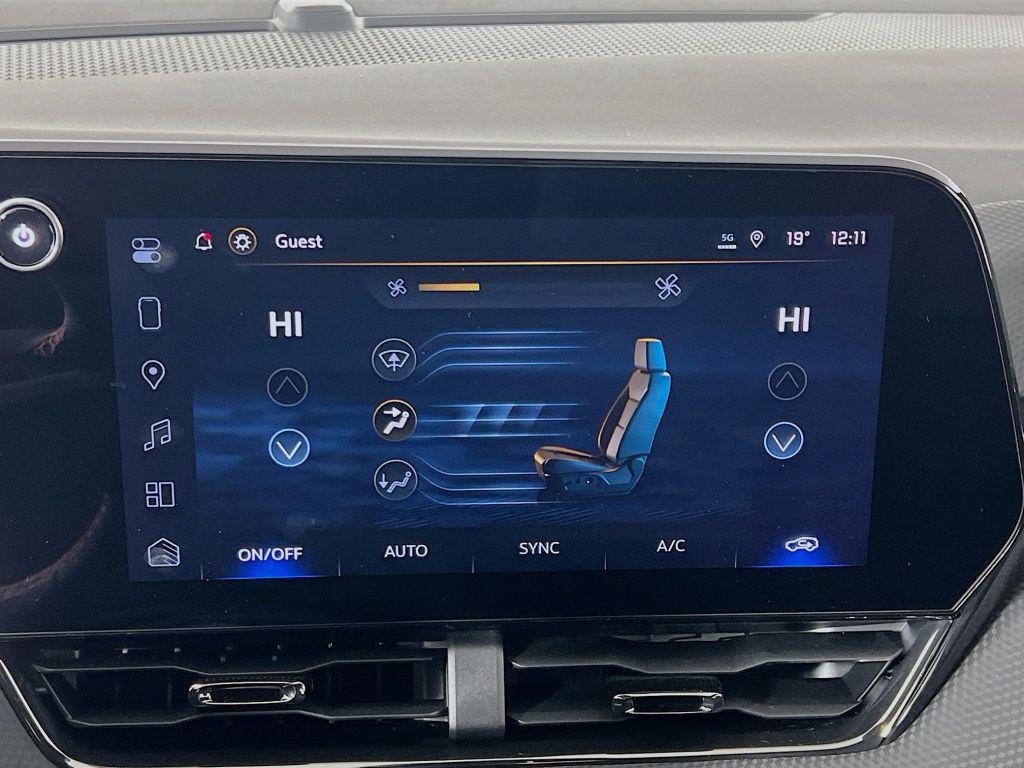 new 2026 Chevrolet Equinox car, priced at $35,599