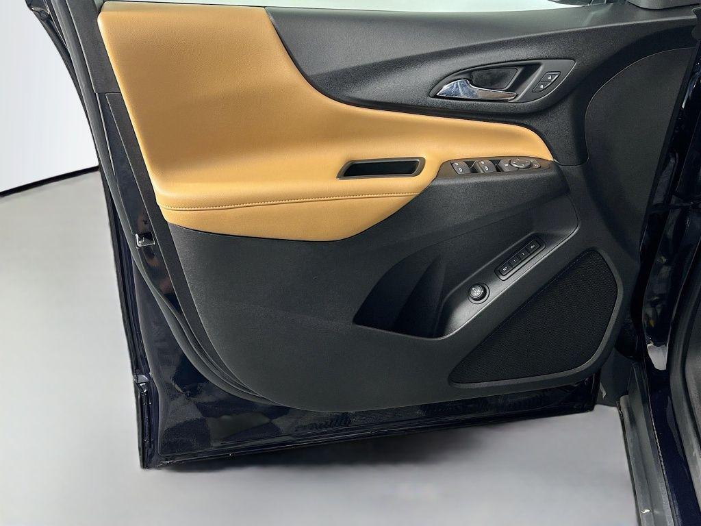 used 2021 Chevrolet Equinox car, priced at $22,985