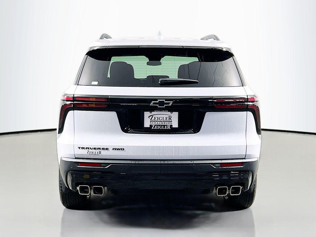 new 2026 Chevrolet Traverse car, priced at $44,025