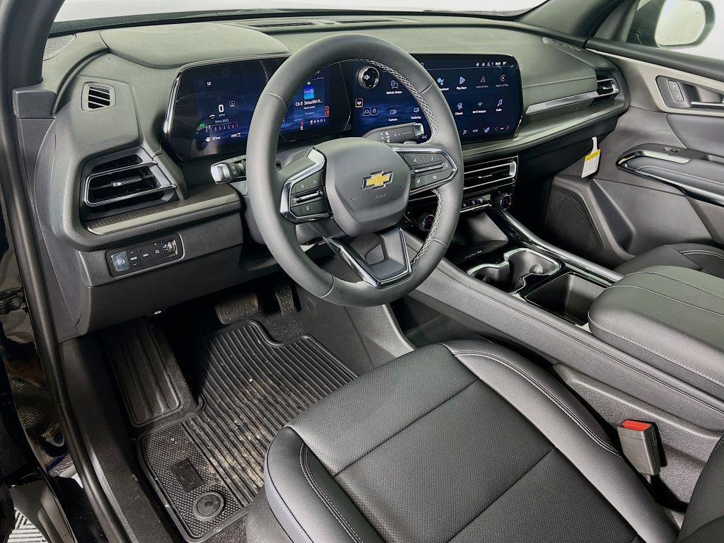 new 2026 Chevrolet Traverse car, priced at $47,716