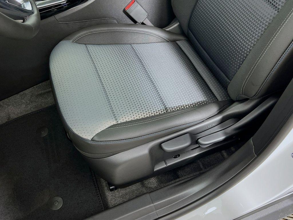 new 2026 Chevrolet Trax car, priced at $24,916