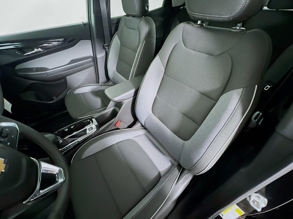 new 2026 Chevrolet TrailBlazer car, priced at $28,500