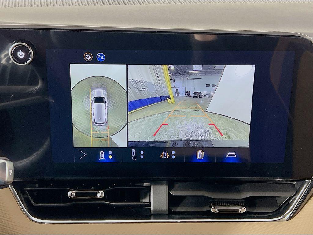 new 2026 Chevrolet Equinox car, priced at $38,009