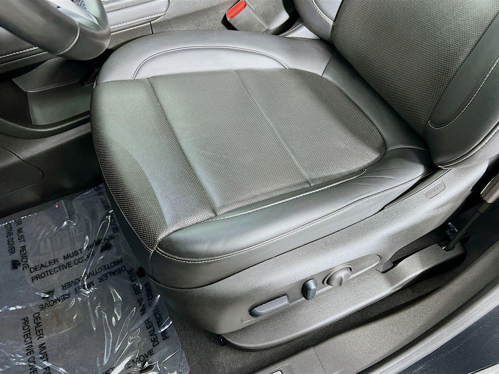 used 2023 GMC Acadia car, priced at $33,000