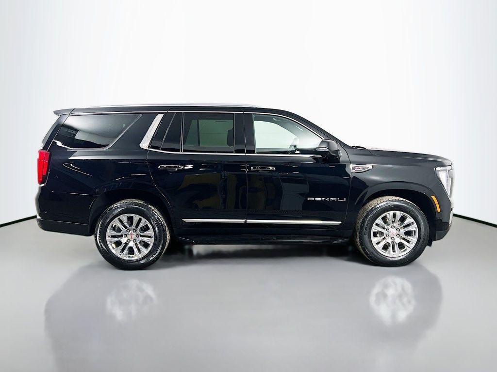 used 2025 GMC Yukon car, priced at $69,000