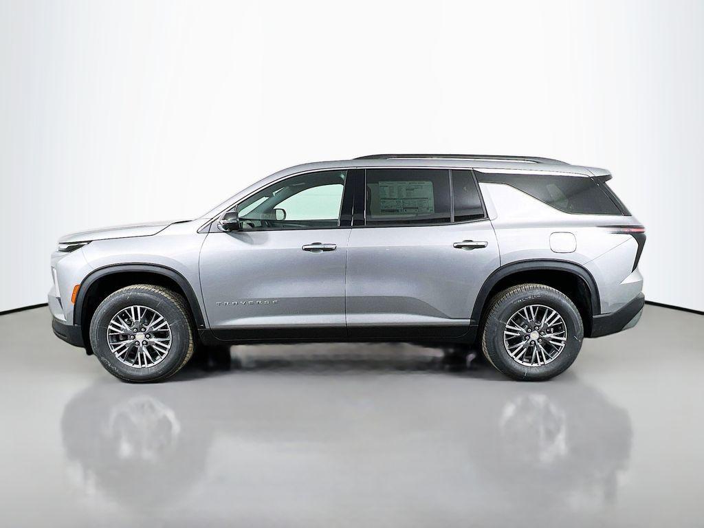 new 2026 Chevrolet Traverse car, priced at $42,147