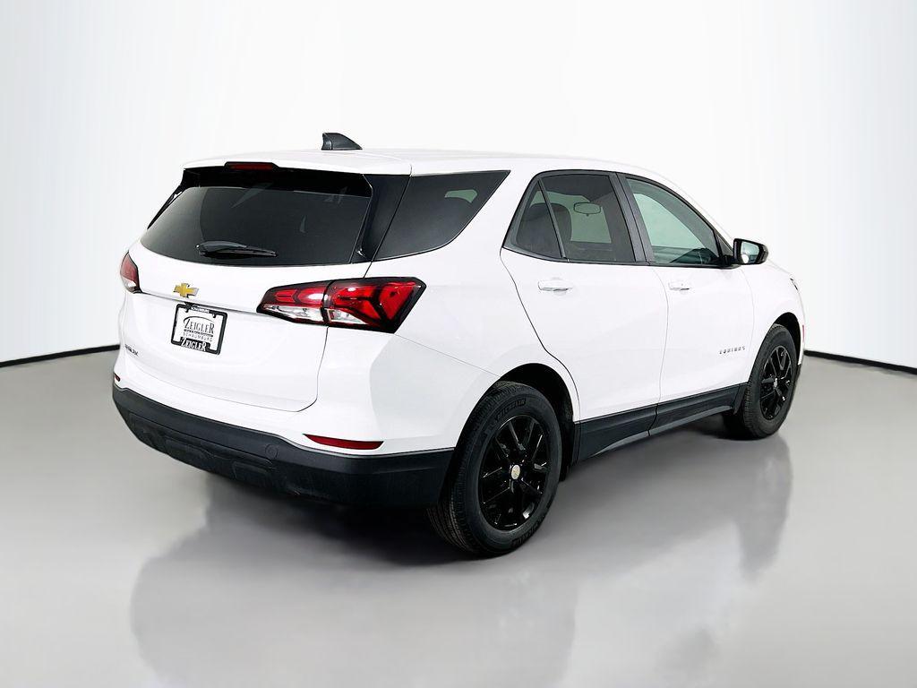 used 2023 Chevrolet Equinox car, priced at $17,500