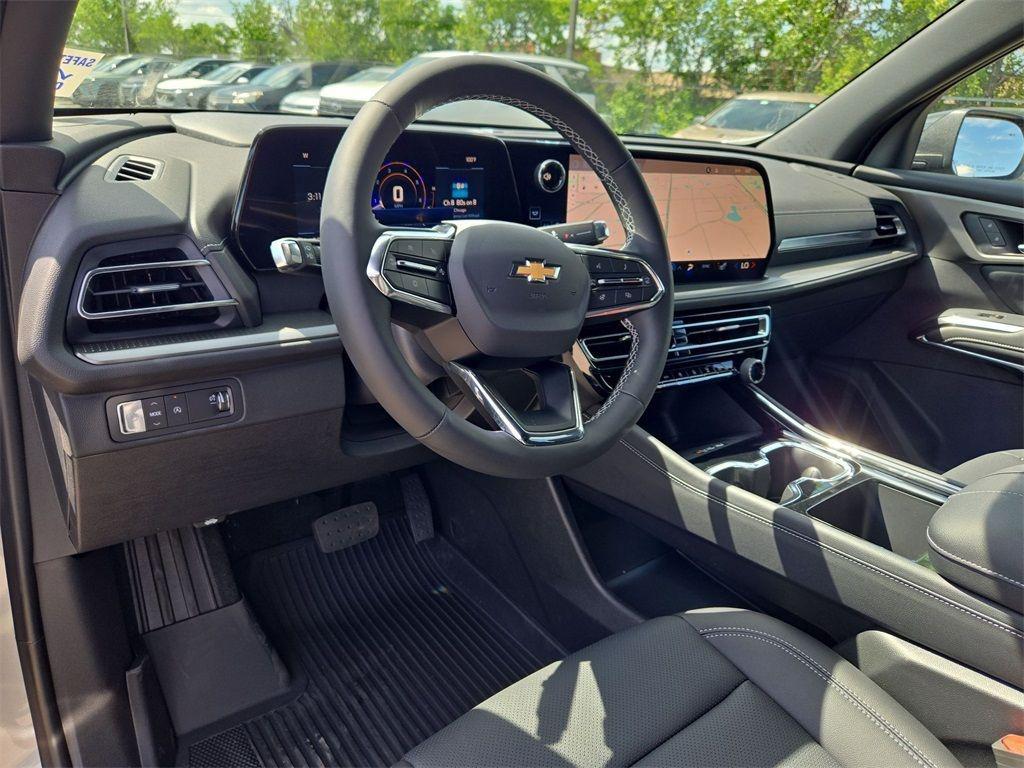 new 2025 Chevrolet Traverse car, priced at $39,861