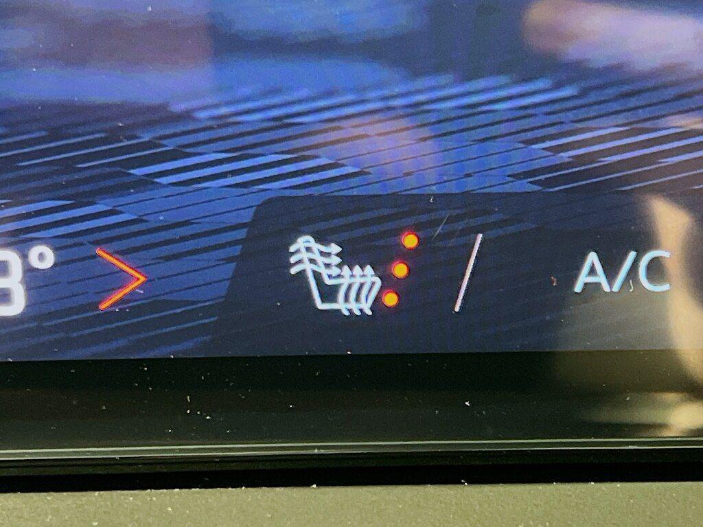 new 2026 Chevrolet Traverse car, priced at $44,620