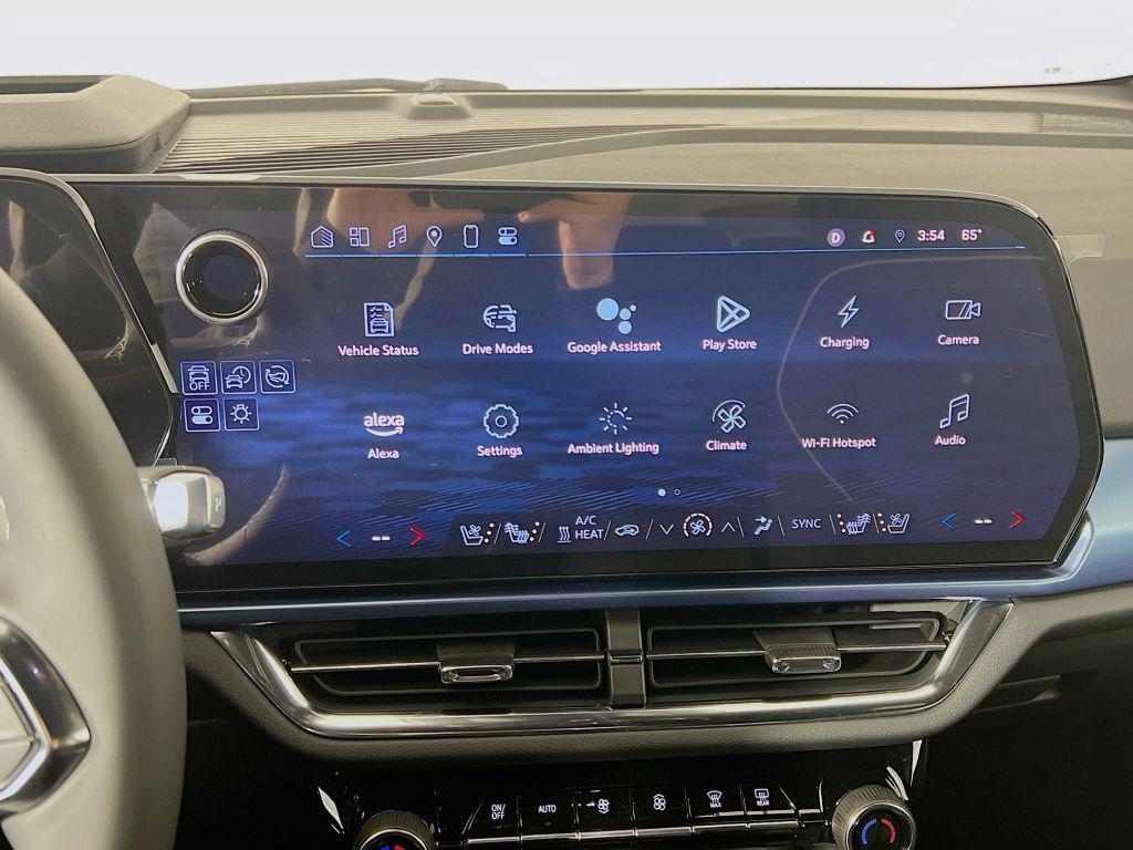 new 2025 Chevrolet Equinox EV car, priced at $43,485