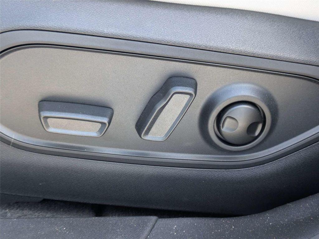 new 2026 Jeep Cherokee car, priced at $35,152