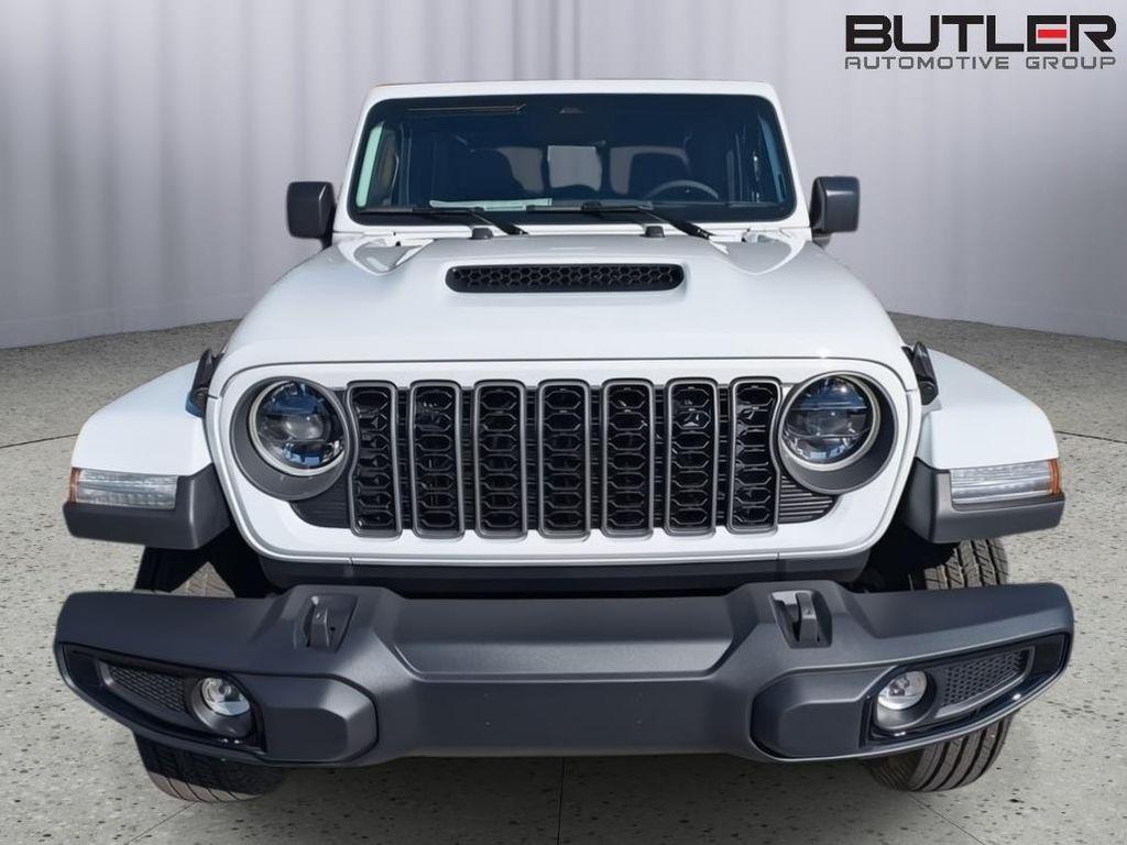 new 2026 Jeep Gladiator car, priced at $42,759