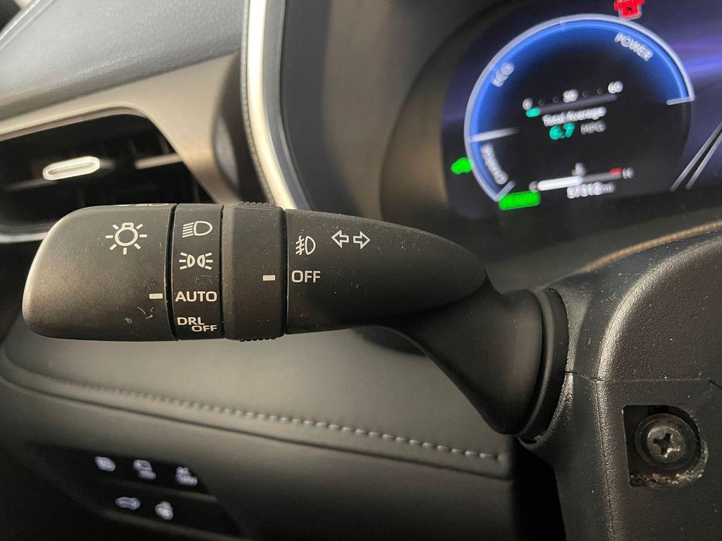 used 2024 Toyota Highlander Hybrid car, priced at $43,500