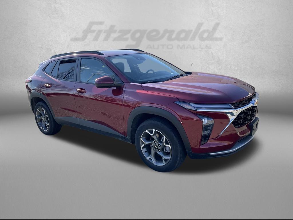 used 2025 Chevrolet Trax car, priced at $19,800