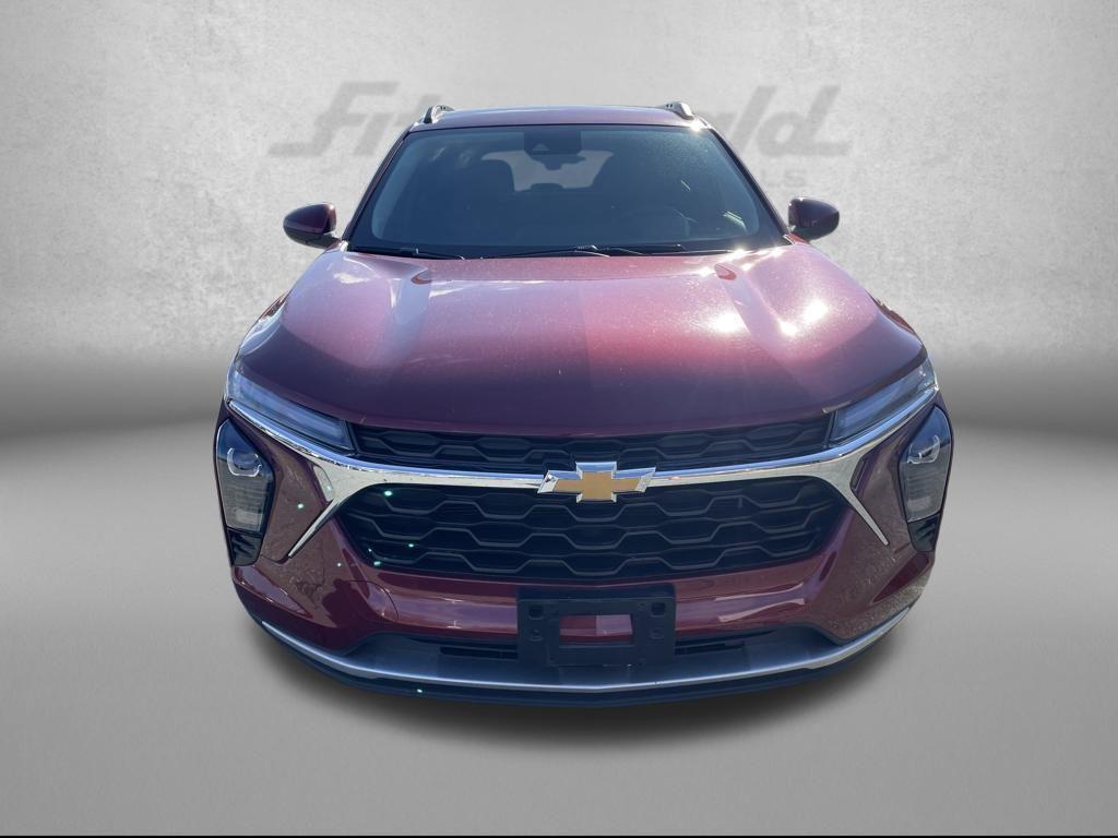 used 2025 Chevrolet Trax car, priced at $19,700