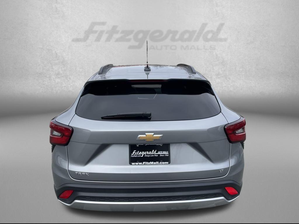 used 2025 Chevrolet Trax car, priced at $19,900