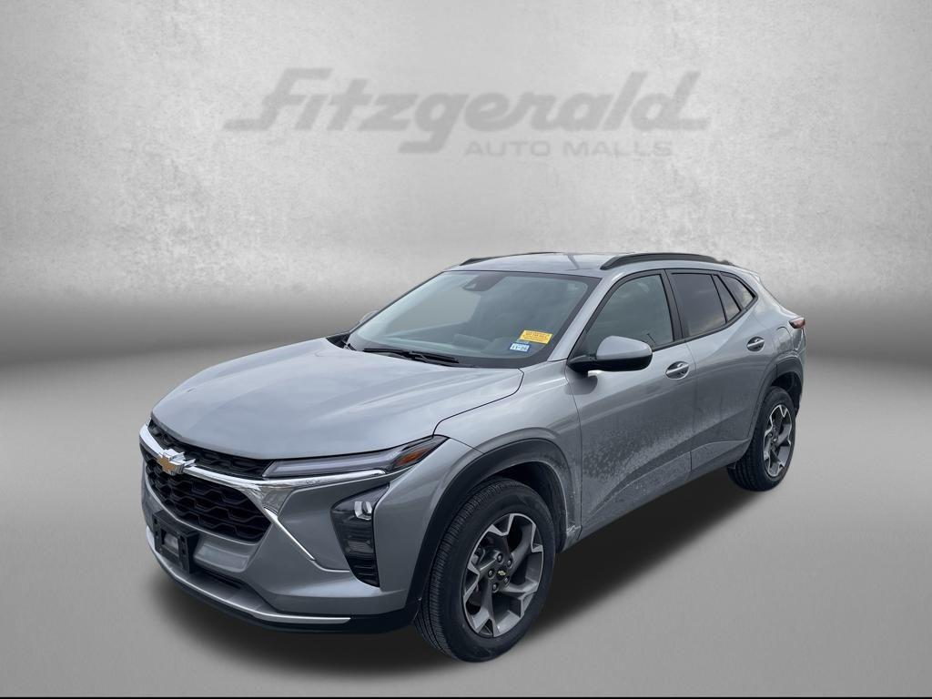 used 2025 Chevrolet Trax car