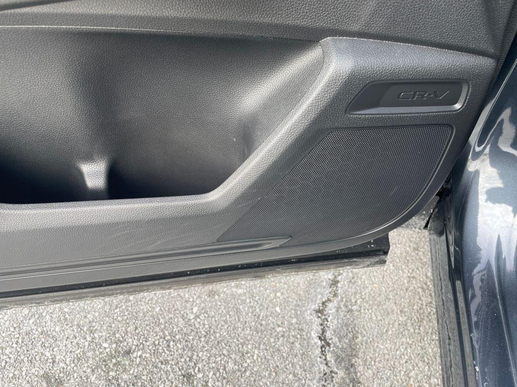 used 2025 Honda CR-V Hybrid car, priced at $29,900