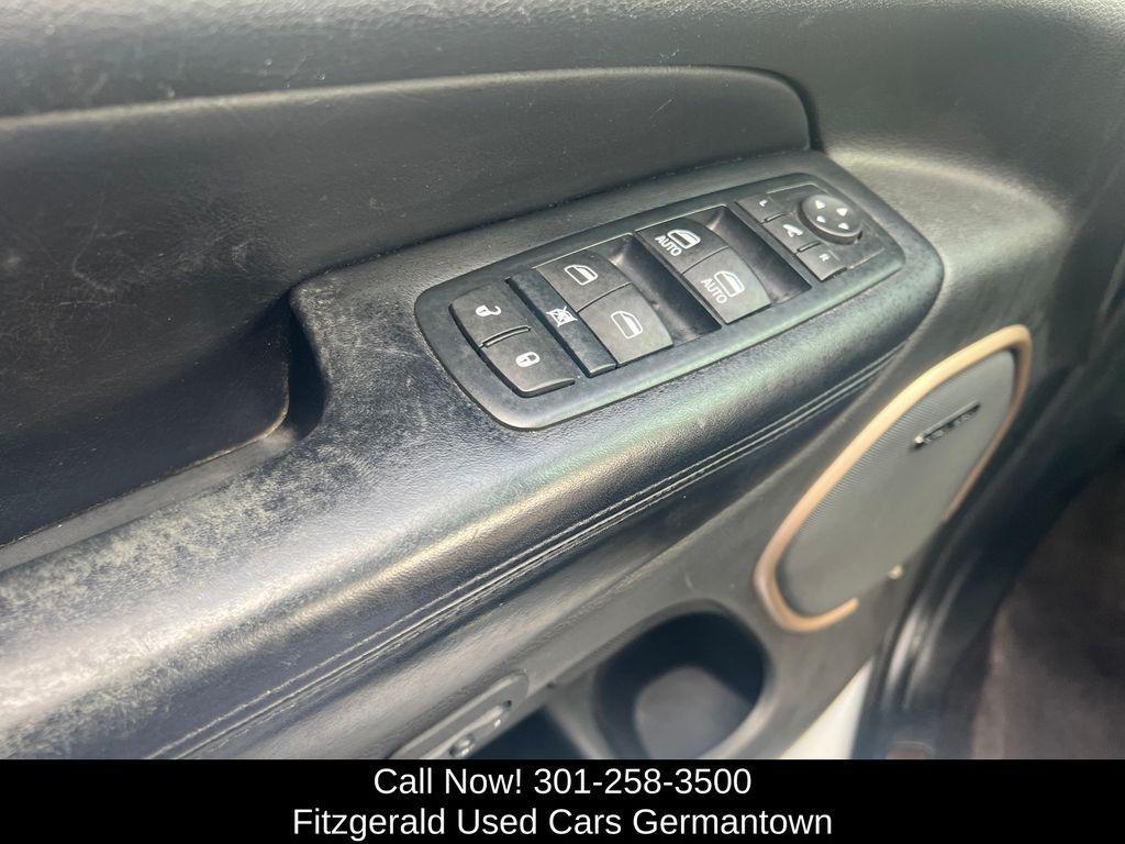 used 2016 Jeep Grand Cherokee car, priced at $12,800