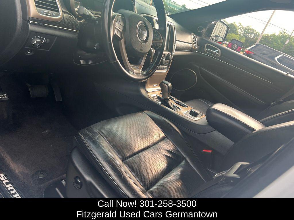 used 2016 Jeep Grand Cherokee car, priced at $12,800