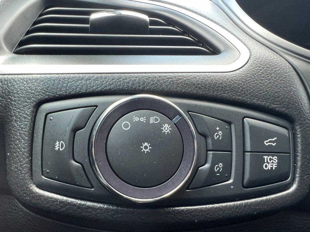 used 2022 Ford Edge car, priced at $20,900