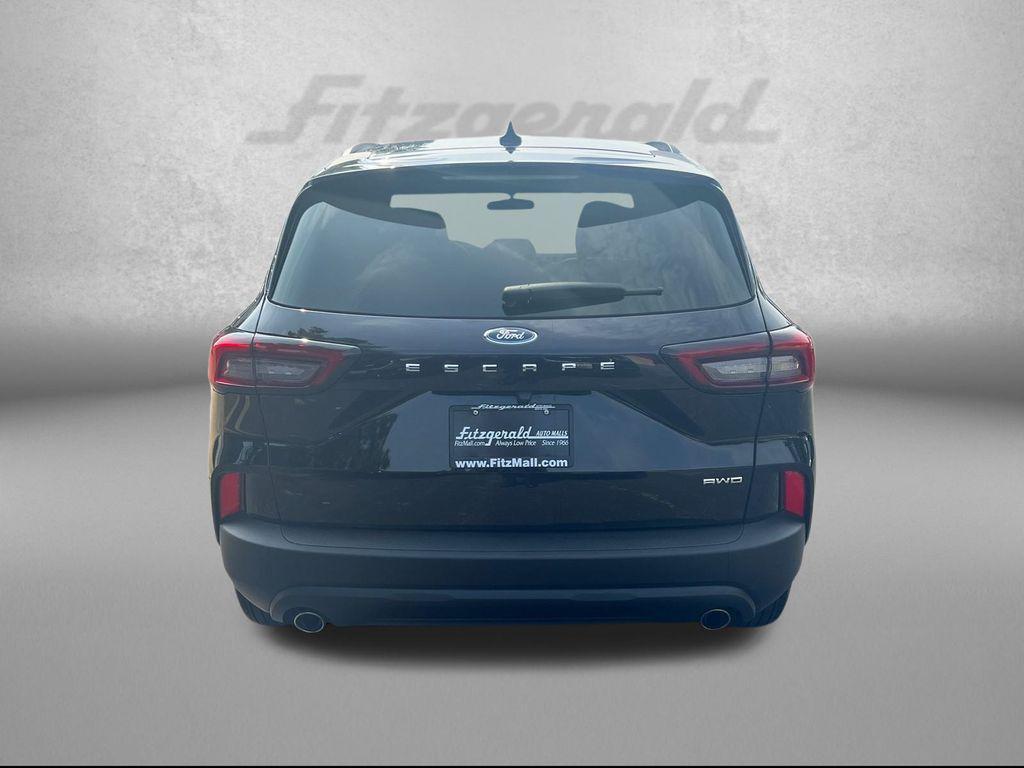 used 2025 Ford Escape car, priced at $25,100