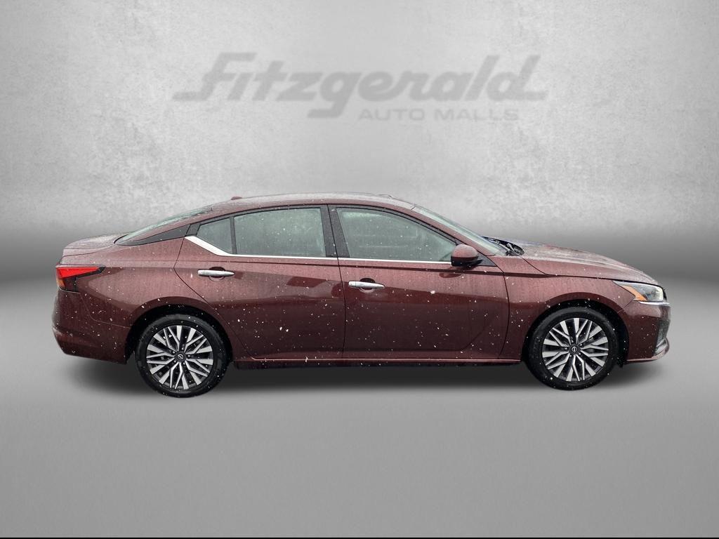 used 2023 Nissan Altima car, priced at $17,900