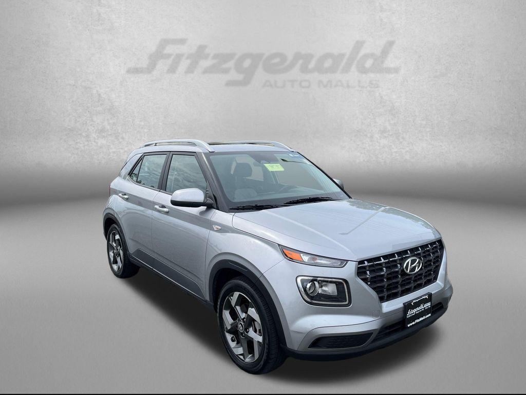 used 2025 Hyundai Venue car, priced at $23,099