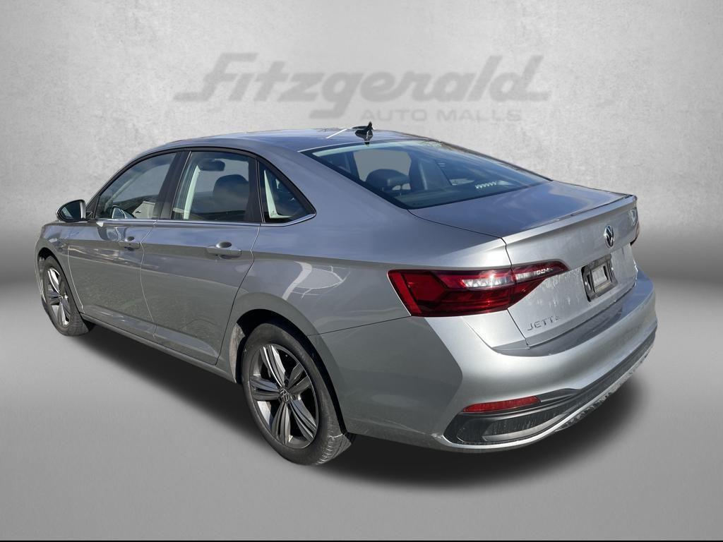 used 2024 Volkswagen Jetta car, priced at $18,900