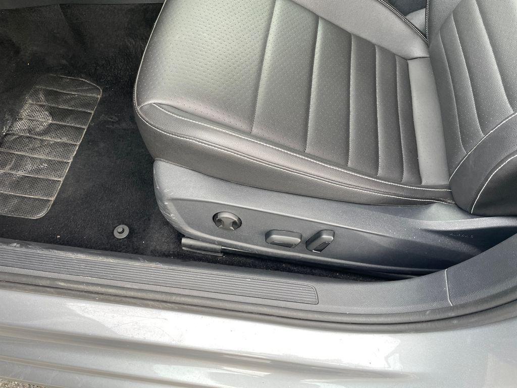 used 2024 Volkswagen Jetta car, priced at $18,900